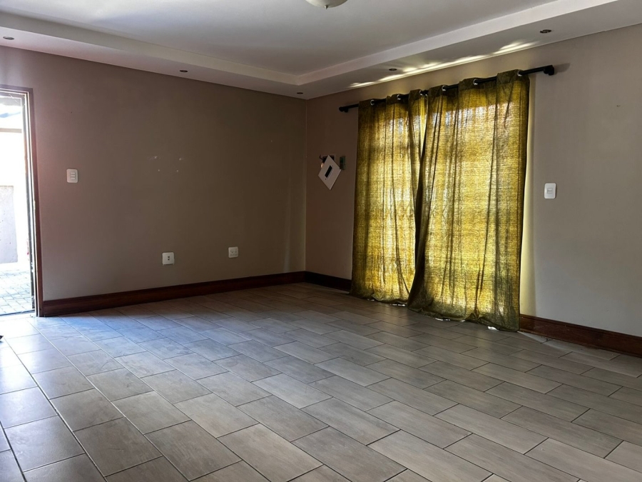 2 Bedroom Property for Sale in Estoire Free State